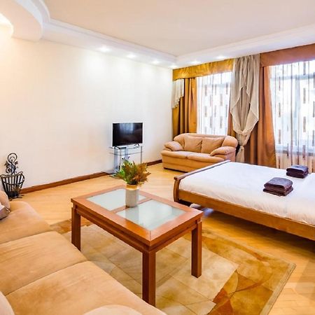 Alfa Apartments Ivana Franka Lviv Eksteriør billede