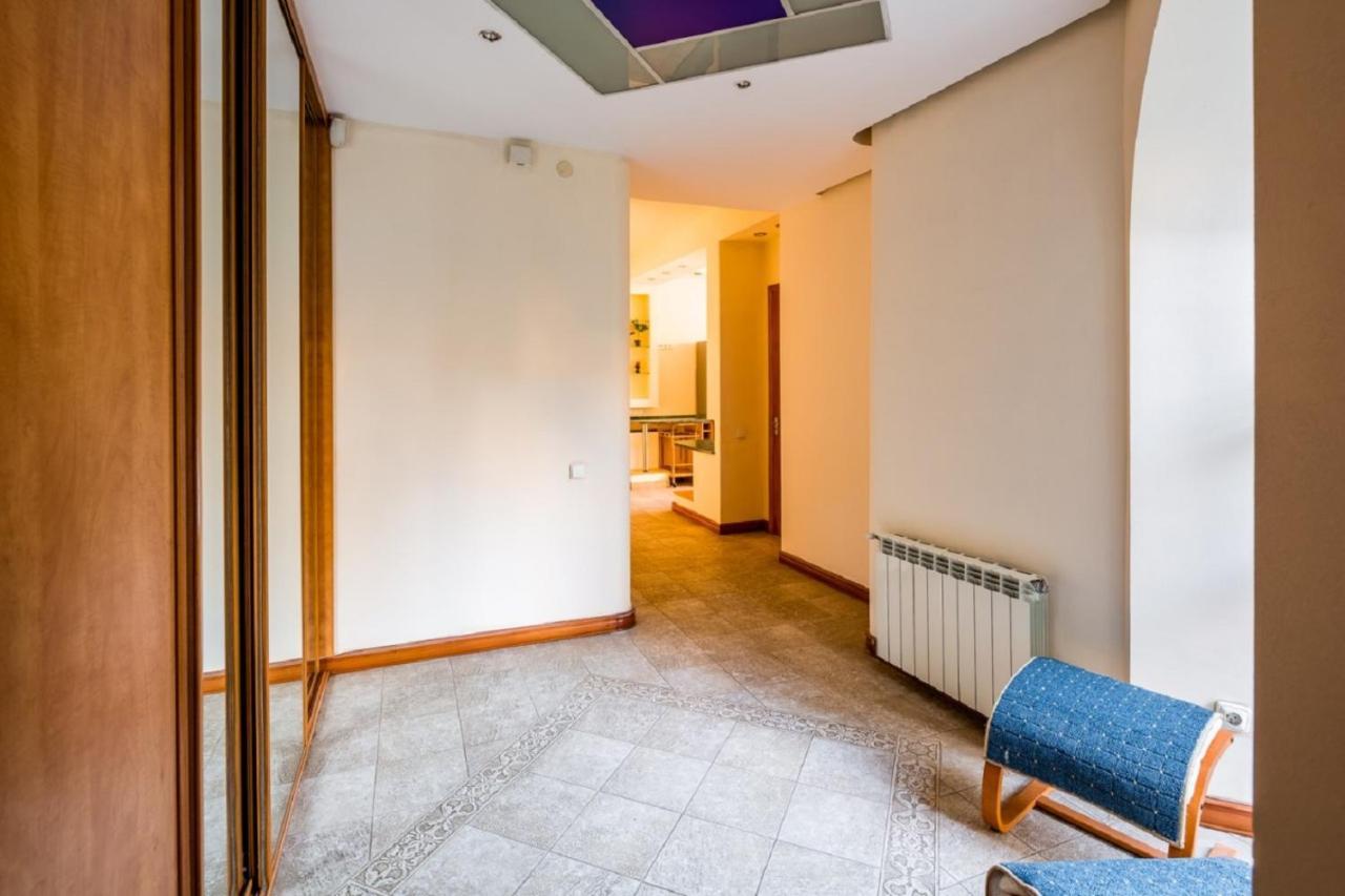 Alfa Apartments Ivana Franka Lviv Eksteriør billede