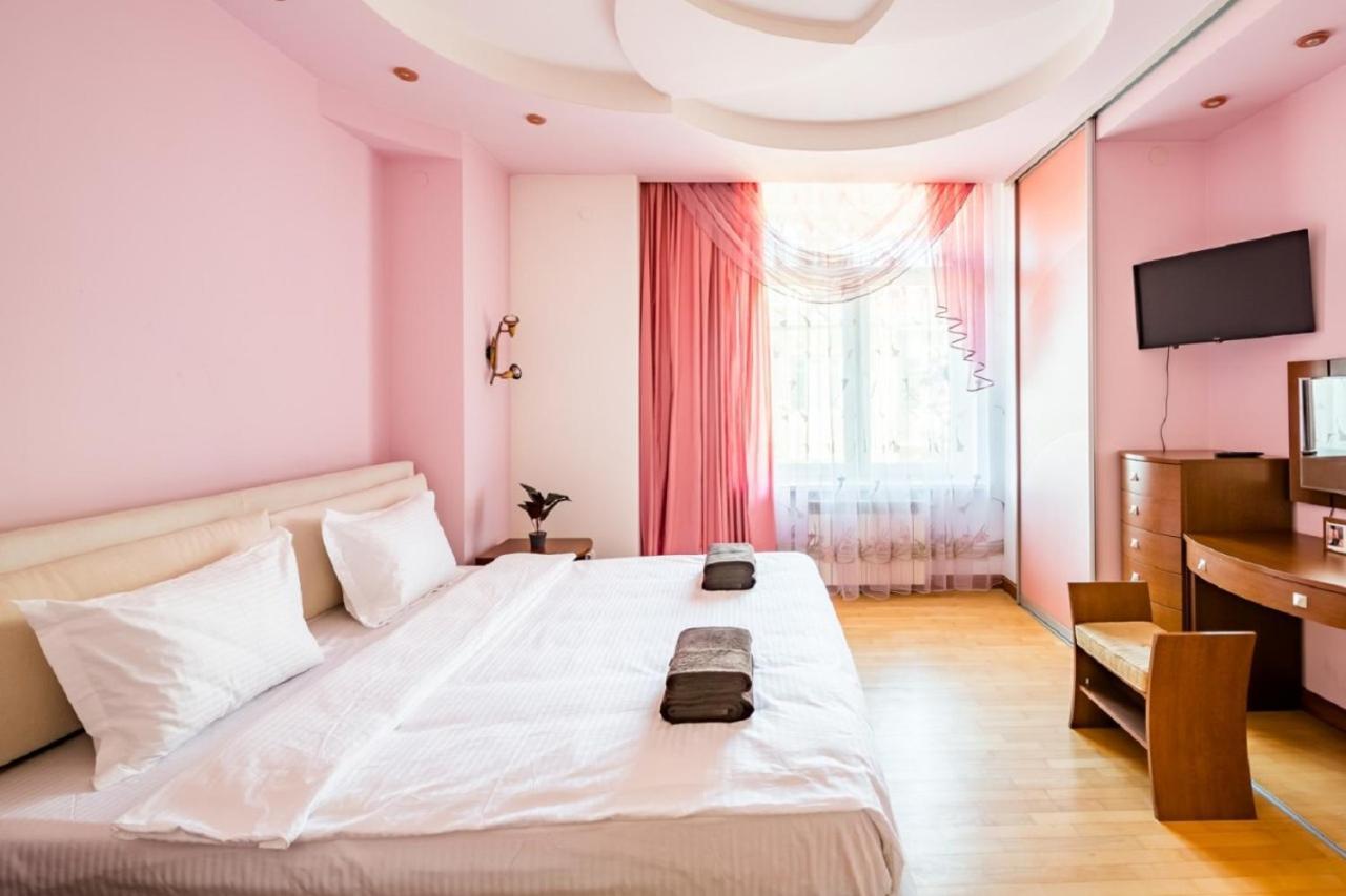 Alfa Apartments Ivana Franka Lviv Eksteriør billede