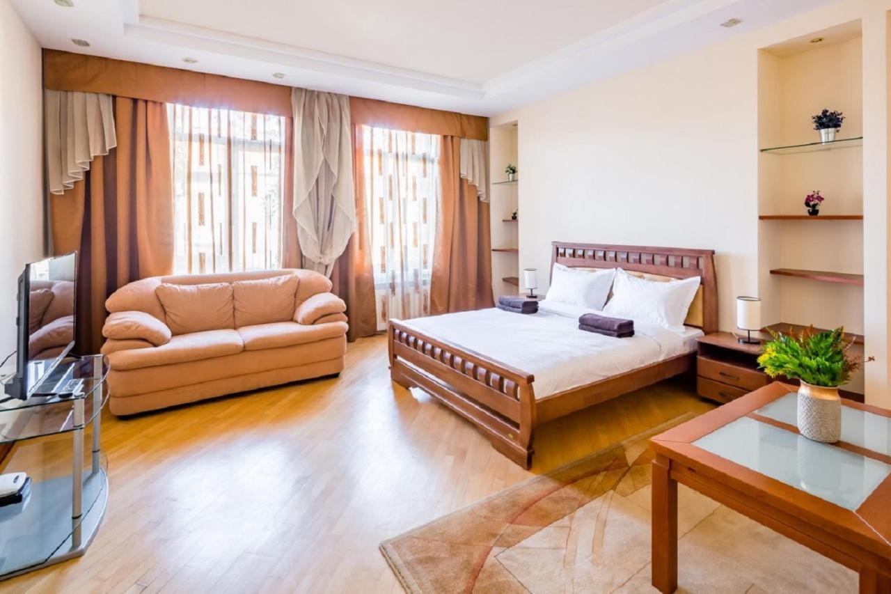 Alfa Apartments Ivana Franka Lviv Eksteriør billede